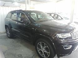 جیپ گراند شیرۆکی